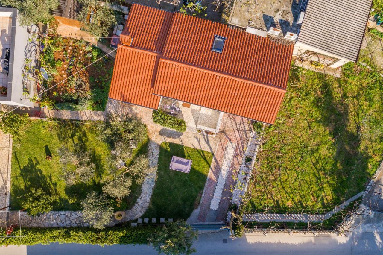 Wine Garden Holiday Home Пула Екстериор снимка